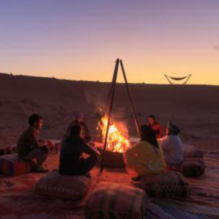 Отель Erg Chebbi Camel Trek Camp Мерзуга Экстерьер фото